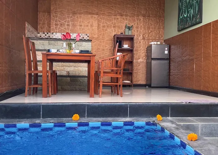 Sera - 3 Units In With Private Pool
